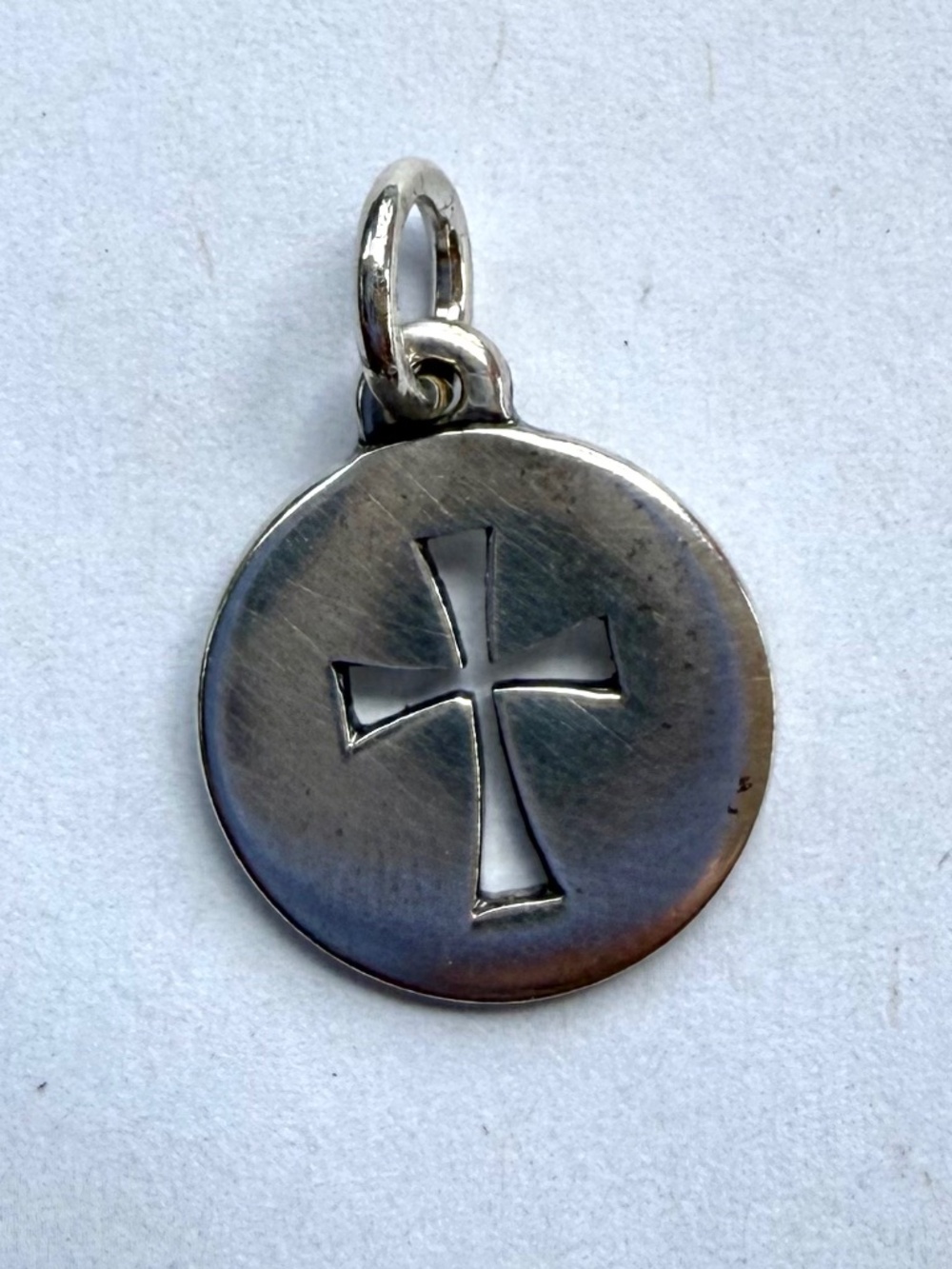 James Avery Retired Round Crosslet Charm